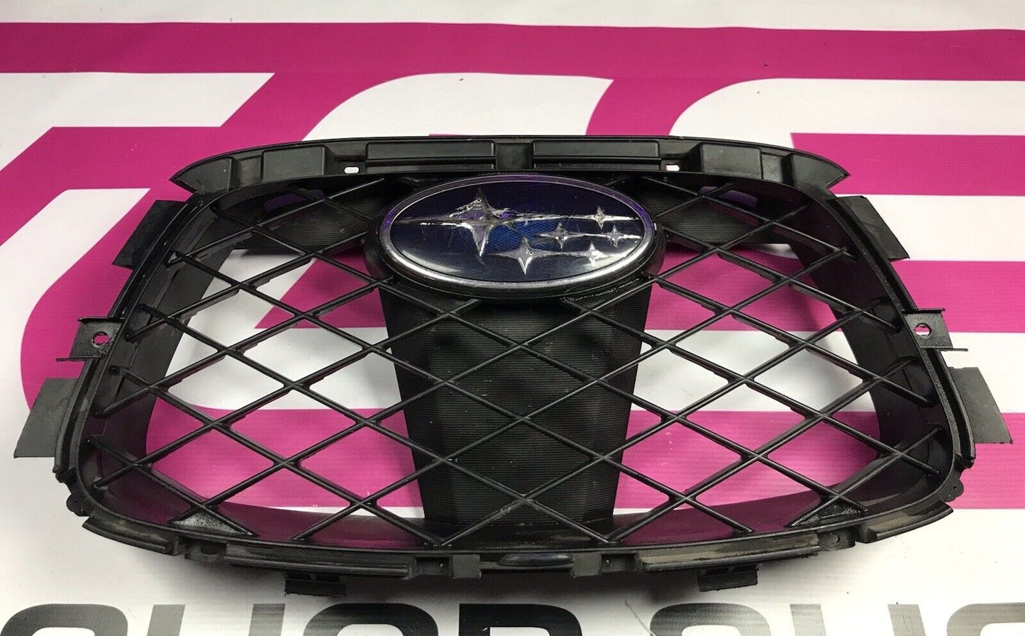06-07 Subaru Impreza WRX STi OEM Center Grille Piece w/Emblem 91121FE231