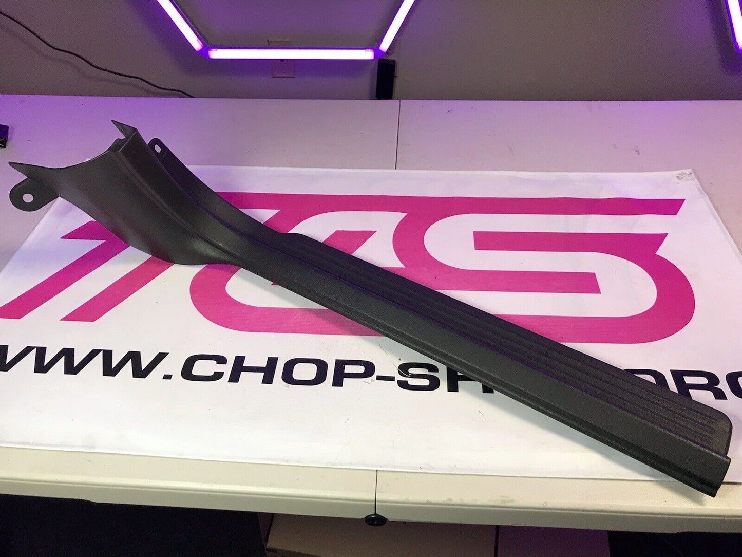 OEM 02-07 Subaru Impreza WRX STi RH Door Sill Trim Panel Scuff 94060FE000