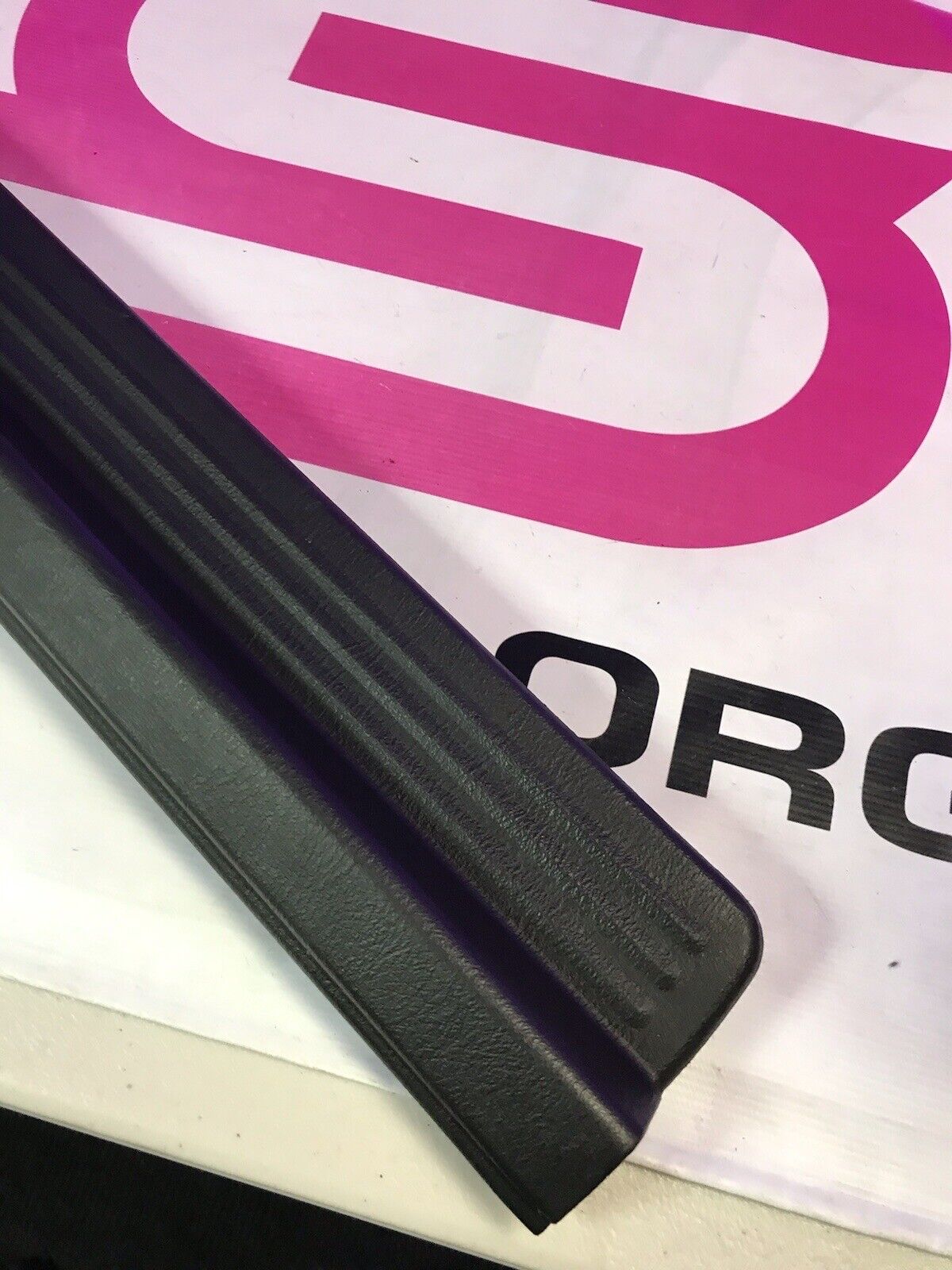 OEM 02-07 Subaru Impreza WRX STi RH Door Sill Trim Panel Scuff 94060FE000