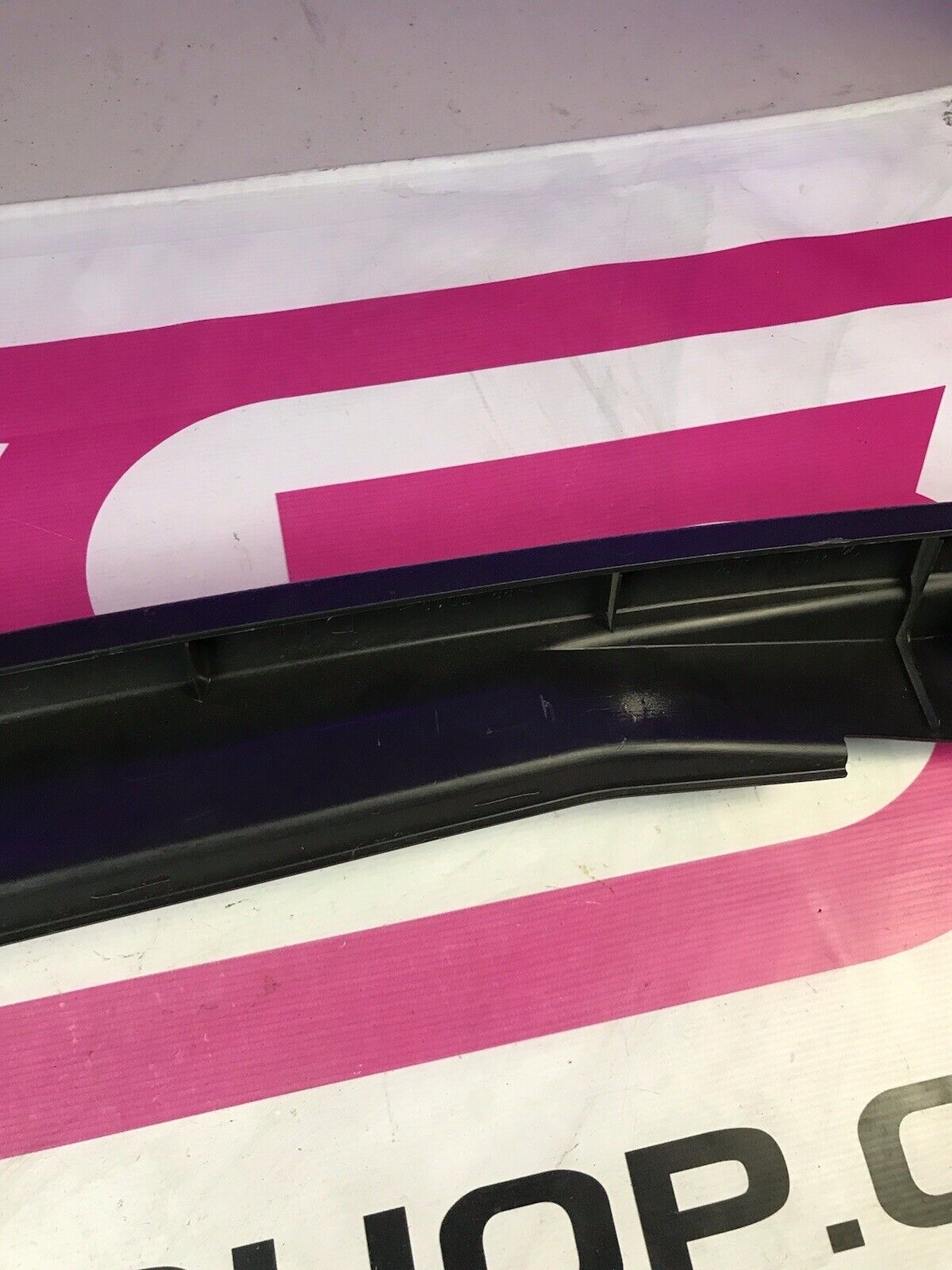 2004-2007 Subaru Impreza WRX/STI Door Sill Trim Rear Right 94043FE000