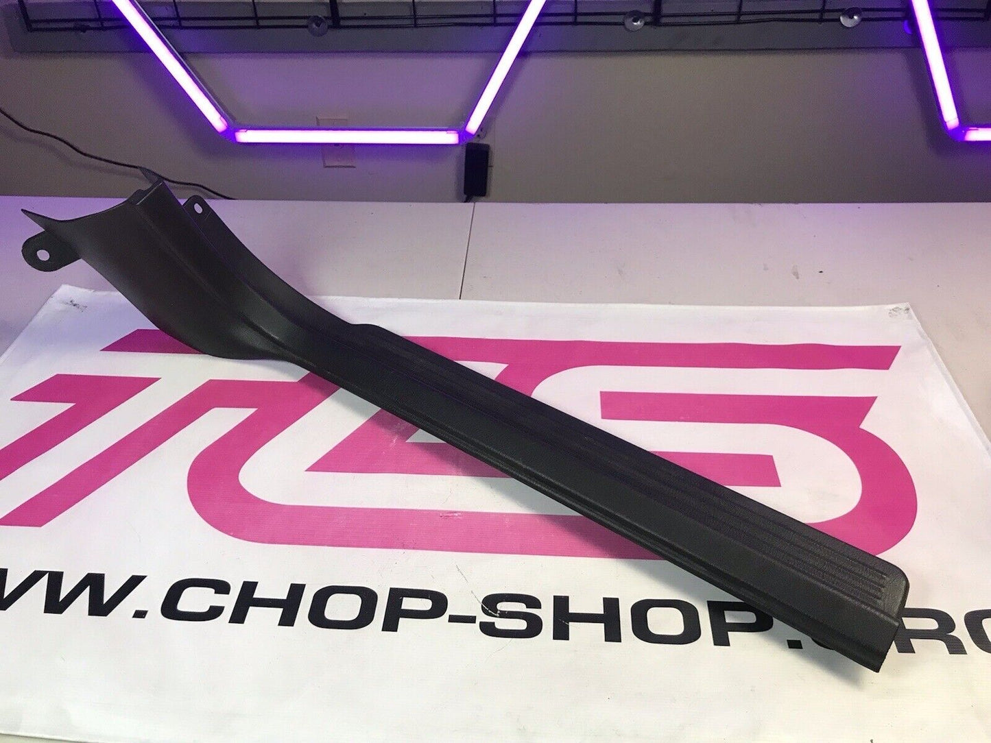 OEM 02-07 Subaru Impreza WRX STi RH Door Sill Trim Panel Scuff 94060FE000