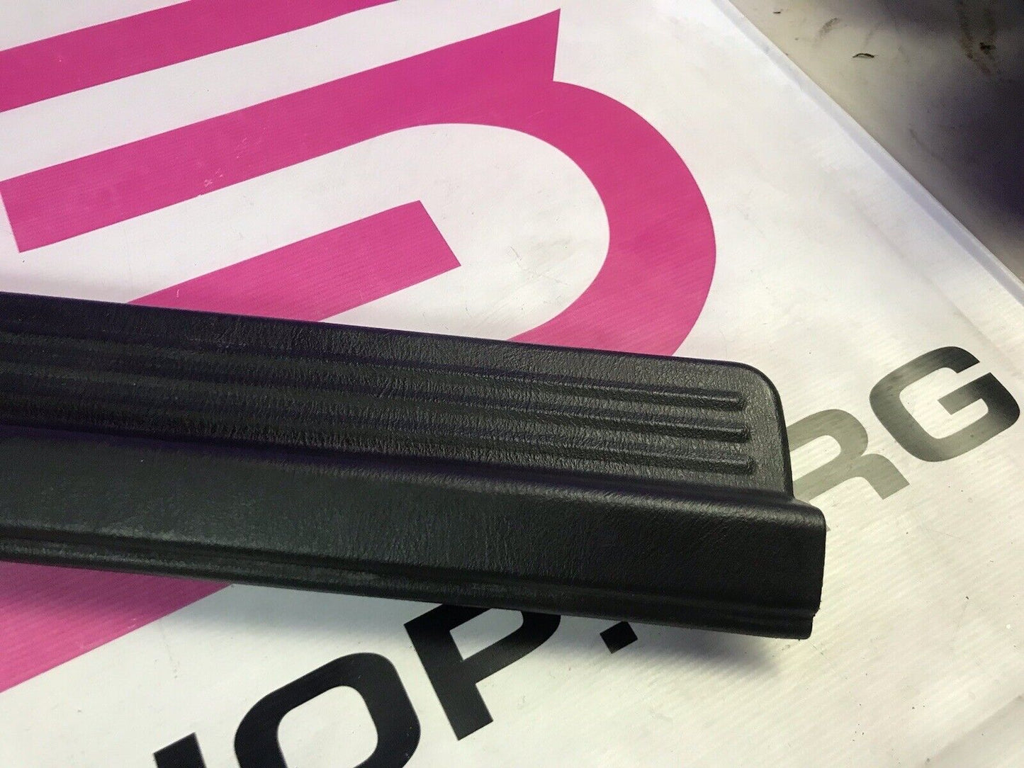 OEM 02-07 Subaru Impreza WRX STi RH Door Sill Trim Panel Scuff 94060FE000
