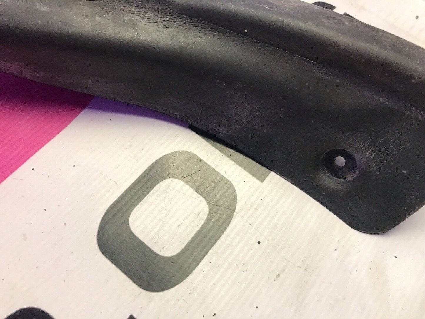 02-07 Subaru Impreza Sedan Passenger RH Door Trim Seal B Pillar Exterior