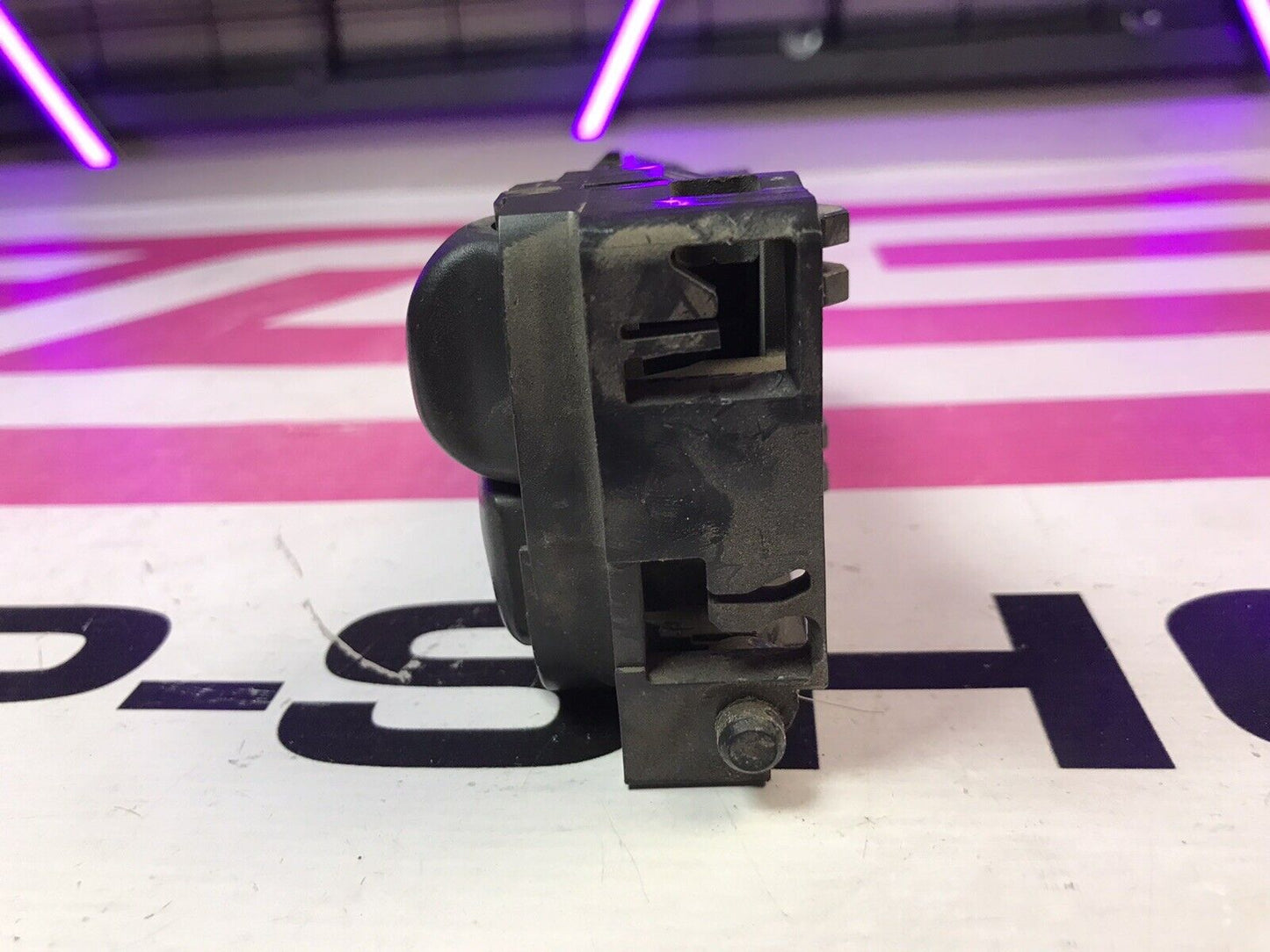 OEM Subaru Impreza 02-07 Front or Rear RH Side Interior Door Handle