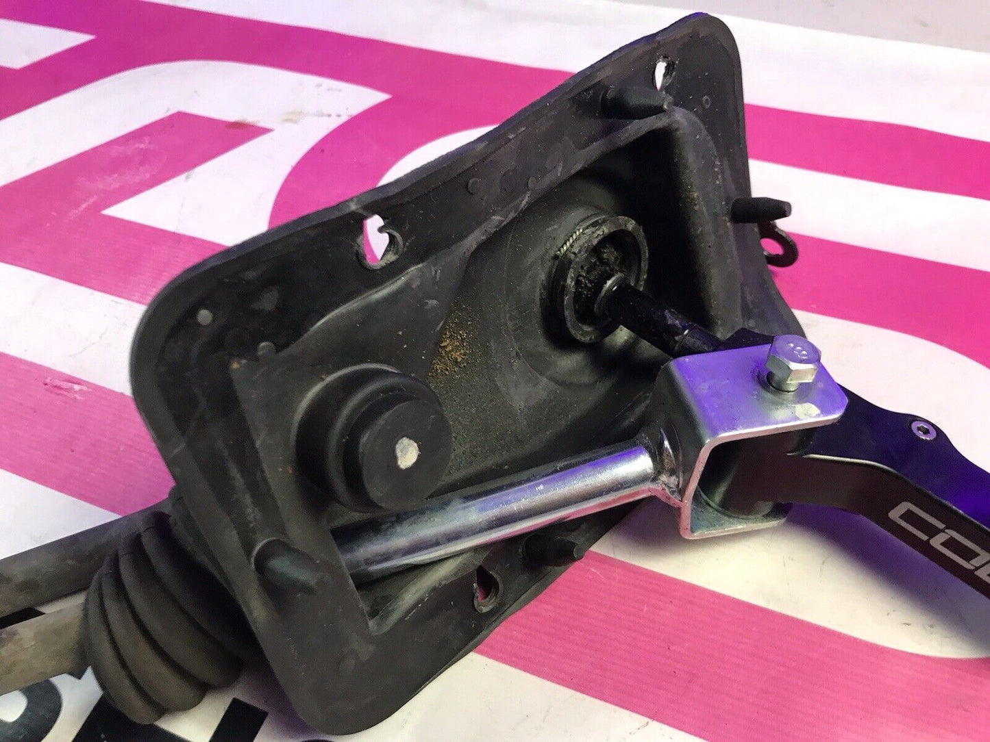 08-14 Subaru WRX 5 Speed Shifter Assembly w/ Cobb Short Shifter