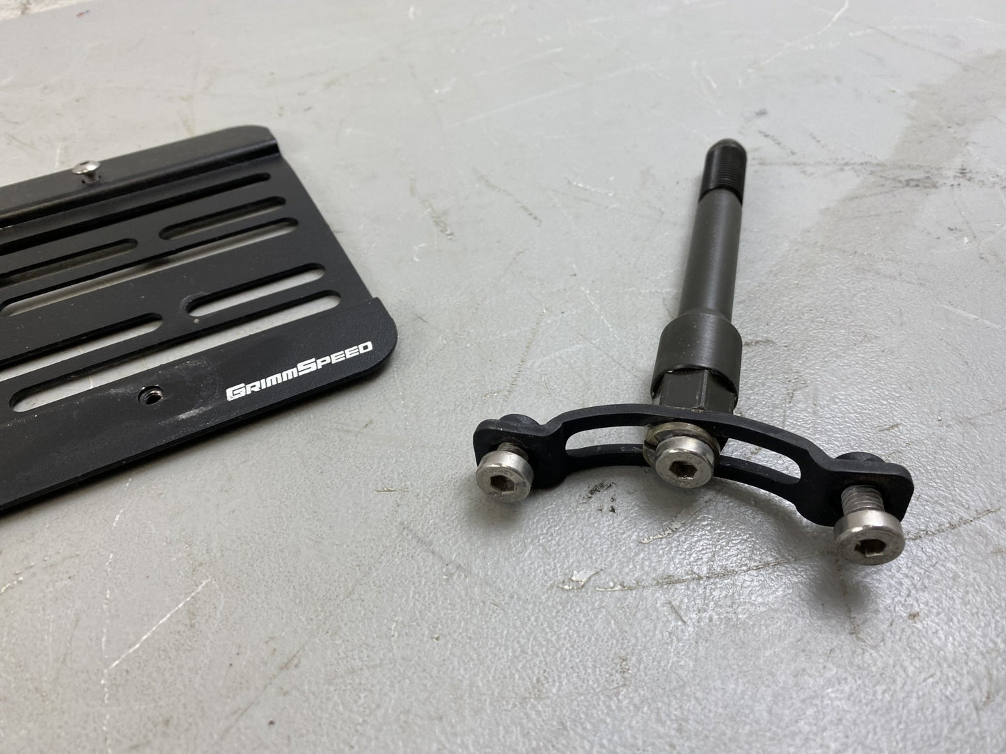 LICENSE PLATE RELOCATION KIT - 02-07 SUBARU IMPREZA/WRX/STI, 05-06 SAAB 9-2X