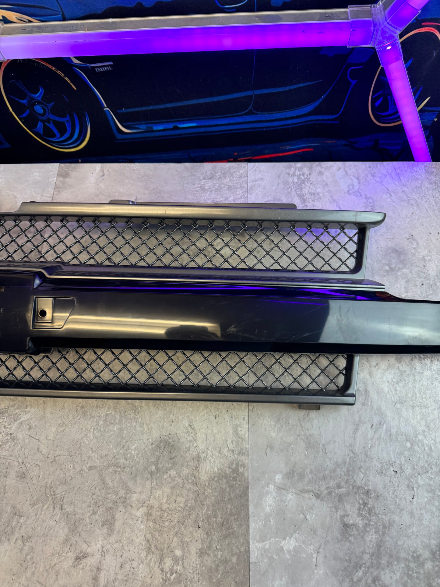 2002-2009 Chevrolet Trailblazer Aftermarket Front Grille Assembly Kit (Strut Wall)