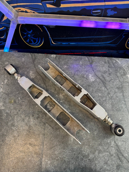 2008-2021 Subaru STi / 2008-2024 WRX / 2009-2013 FXT / 2013-2024 BRZ Whiteline Rear Adjustable Control Arms N4