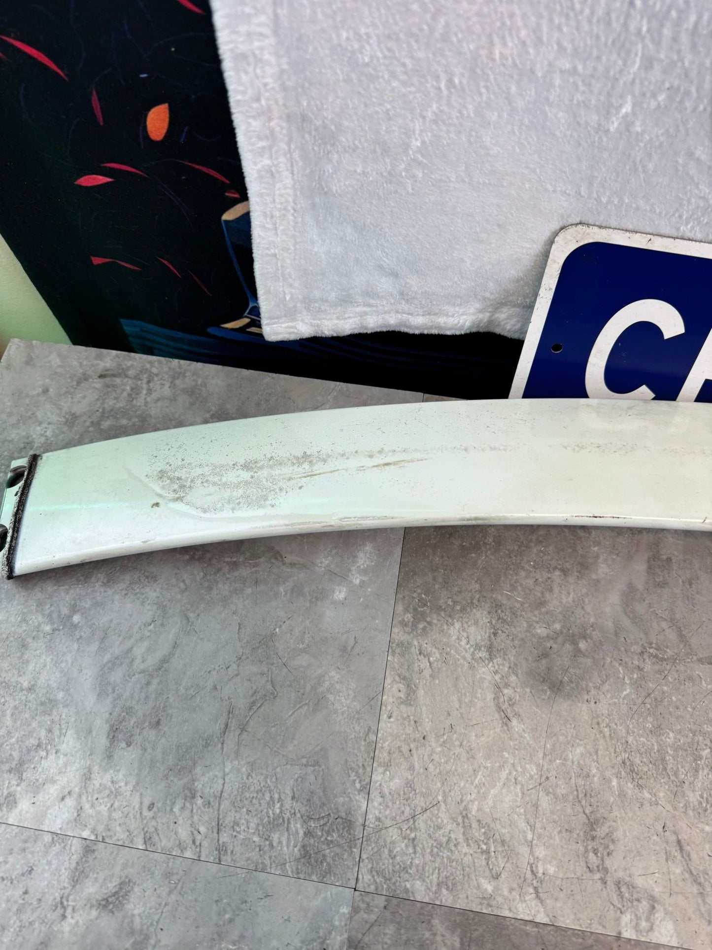 2002-2007 Subaru WRX STi OEM Rear Roof Spoiler Wing Center Spoiler (Strut Room)