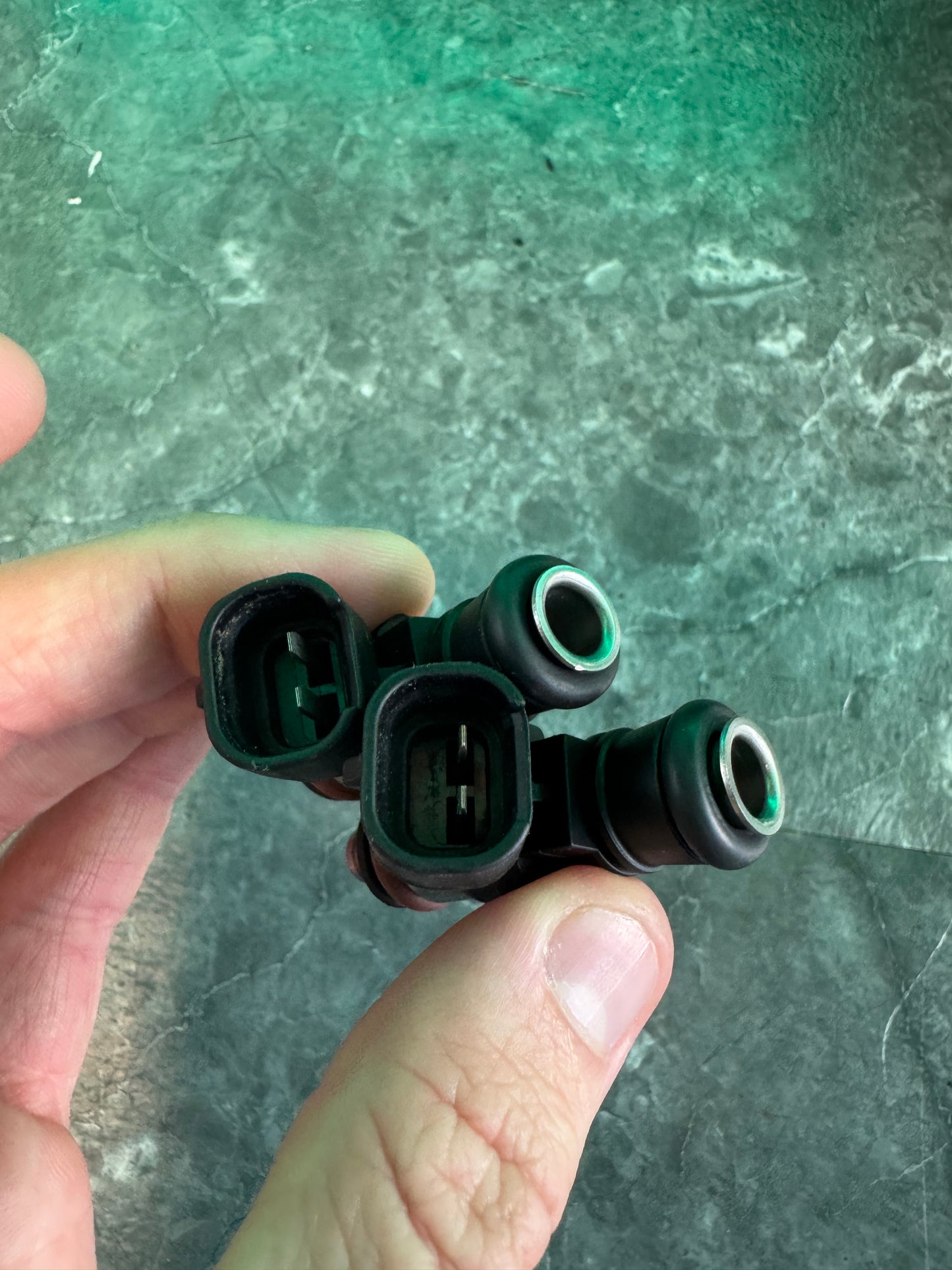 ID2000 Injector Dynamics 2000cc Injectors Set Of 4 Cleaned And Tested