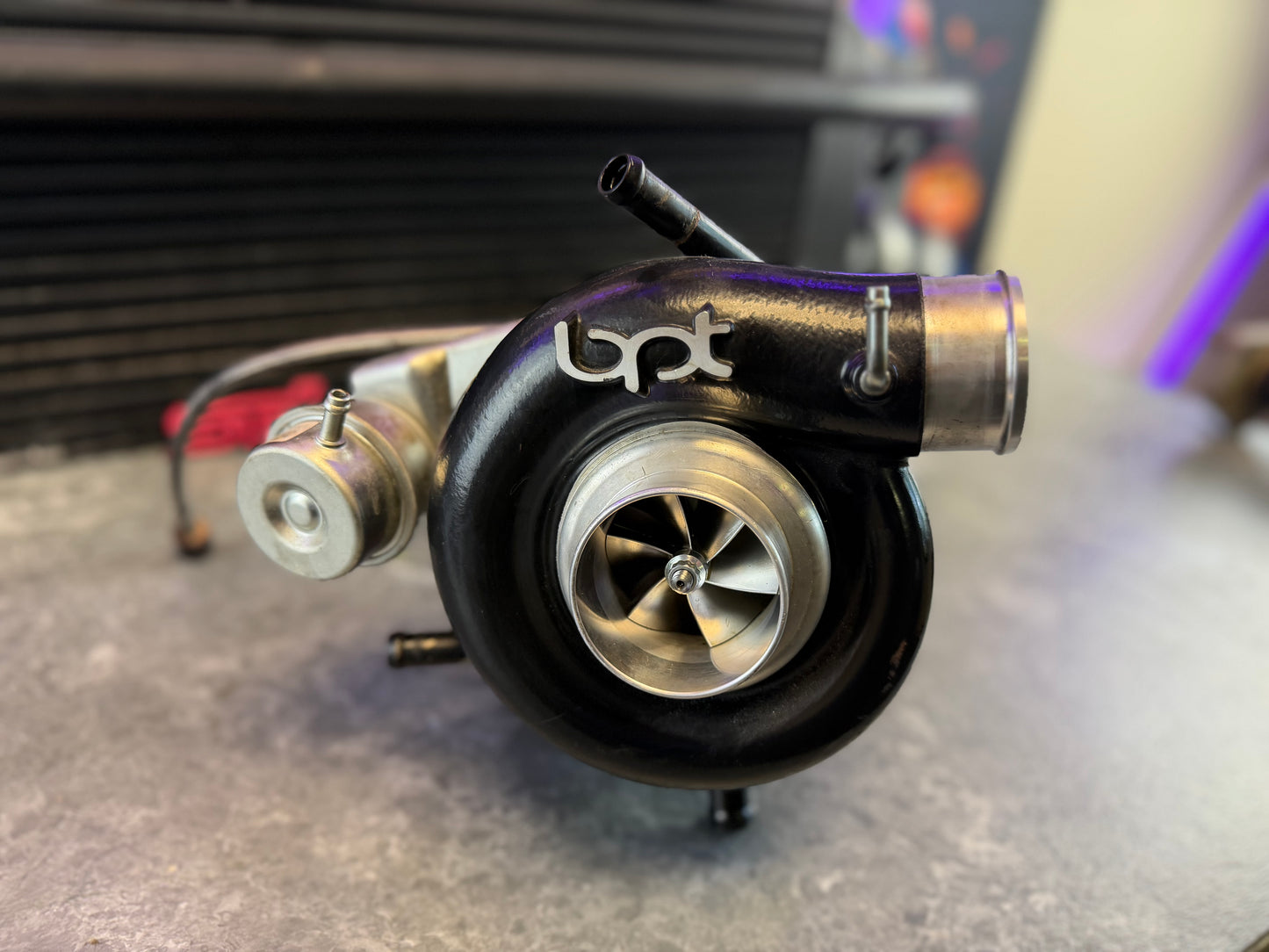 BTP blouch 1.5 XTR xt-r stock location turbo Subaru STi & wrx ball bearing billet 2.5 “ inlet 10 cm