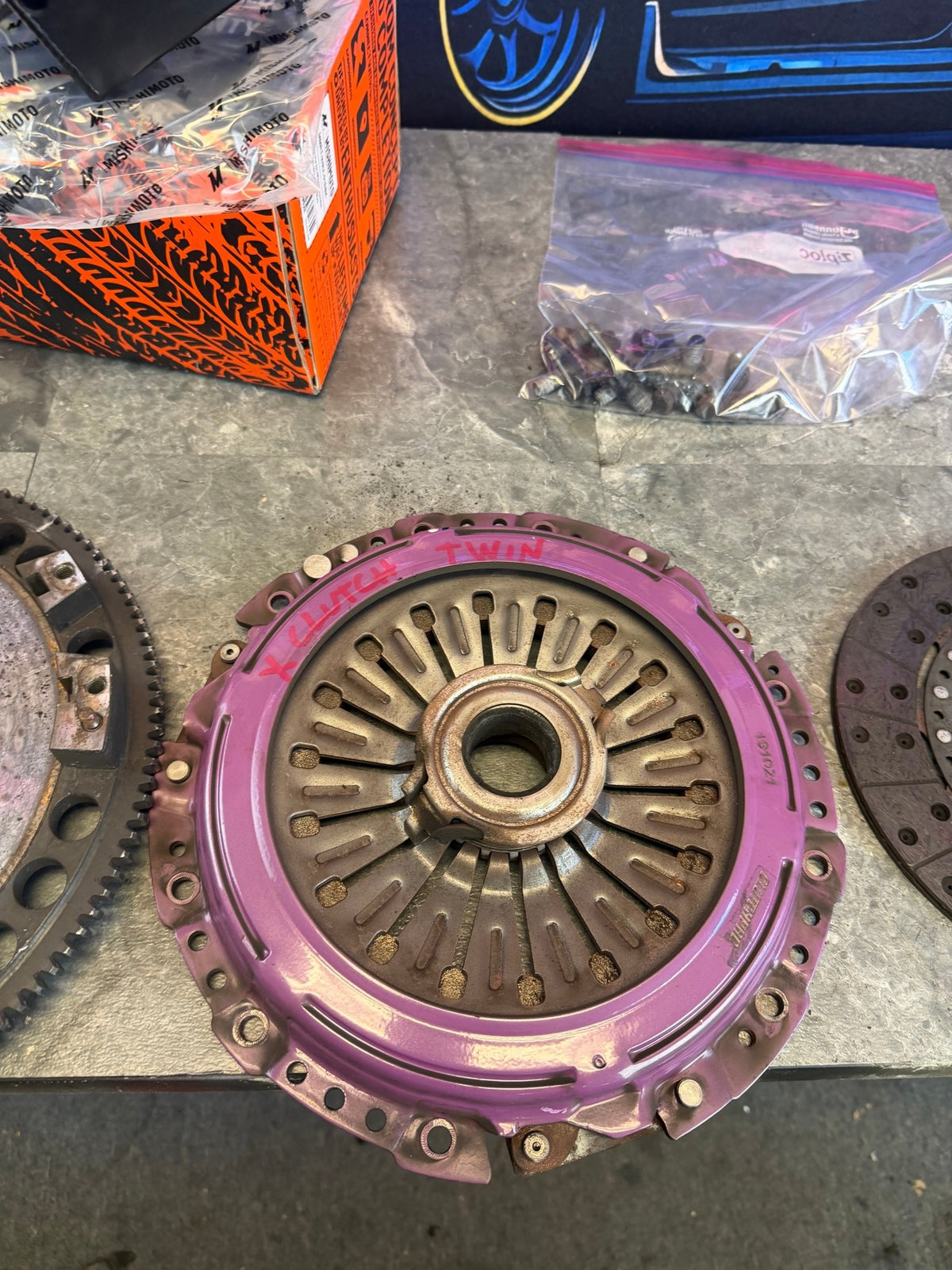 X CLUTCH 9” twin solid organic clutch kit Subaru STi 6 speed