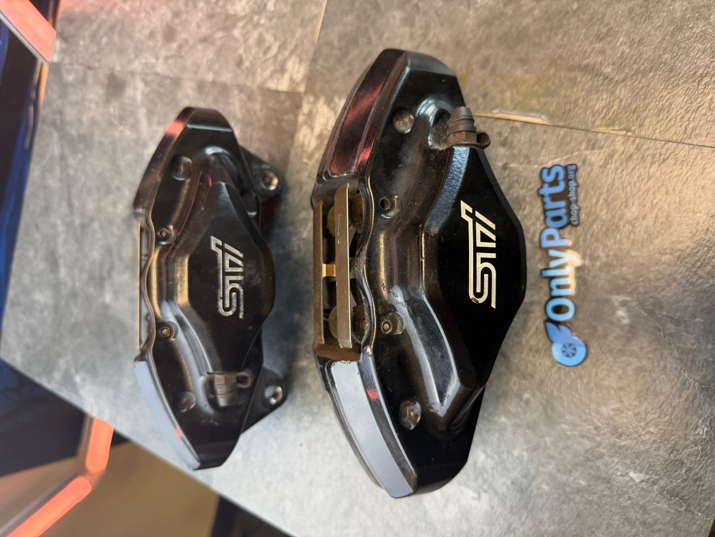OEM Subaru STi rear brembo brakes 2008 - 2017 ( wrx swap ) legit brake calipers
