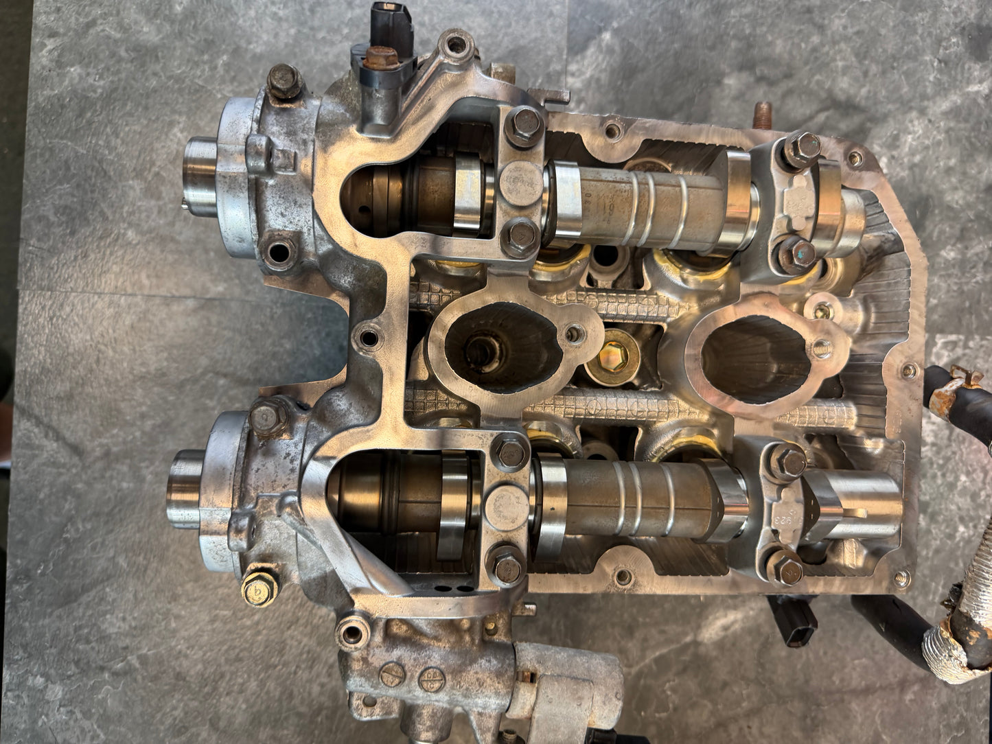 W25 OEM 2008 - 2021 Subaru STi DAVCS cylinder heads w/ oem camshafts RE BUILT