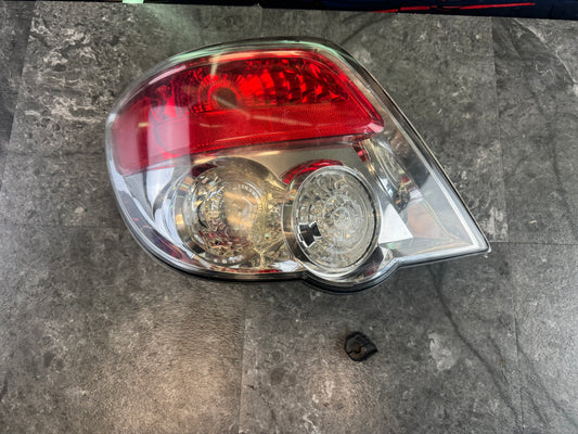 2006-2007 Subaru WRX STi OEM Rear Driver Side Tail Light Assembly Wagon DAMAGED