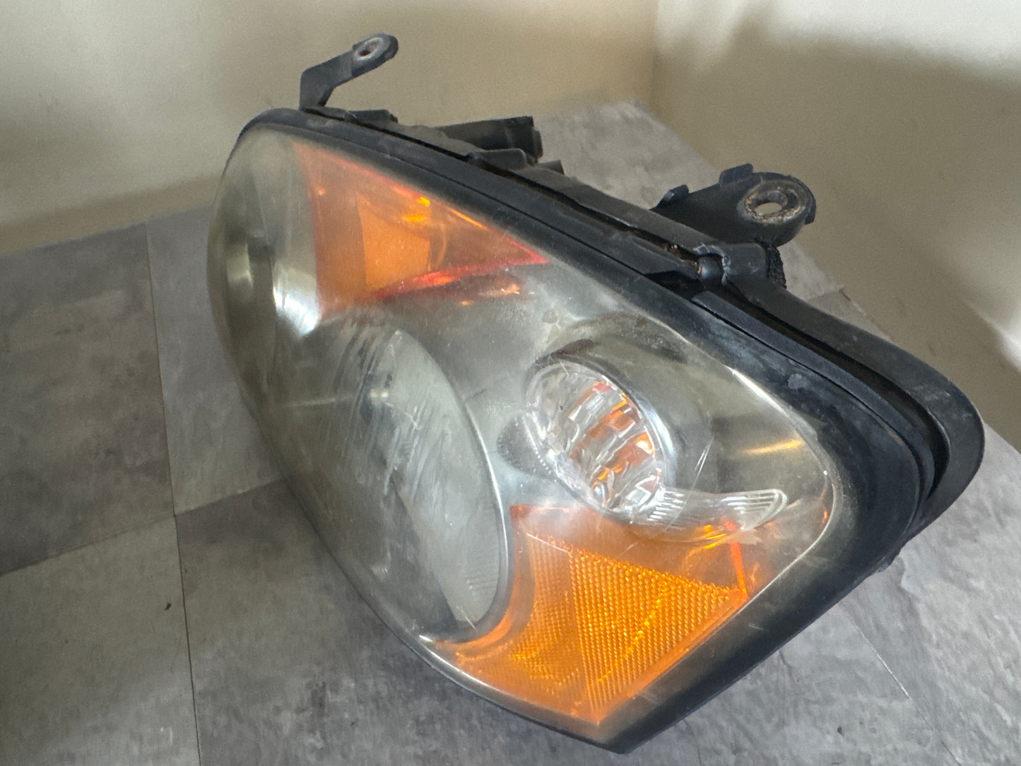 2004-2005 Subaru Impreza WRX OEM Headlight Pair Assembly