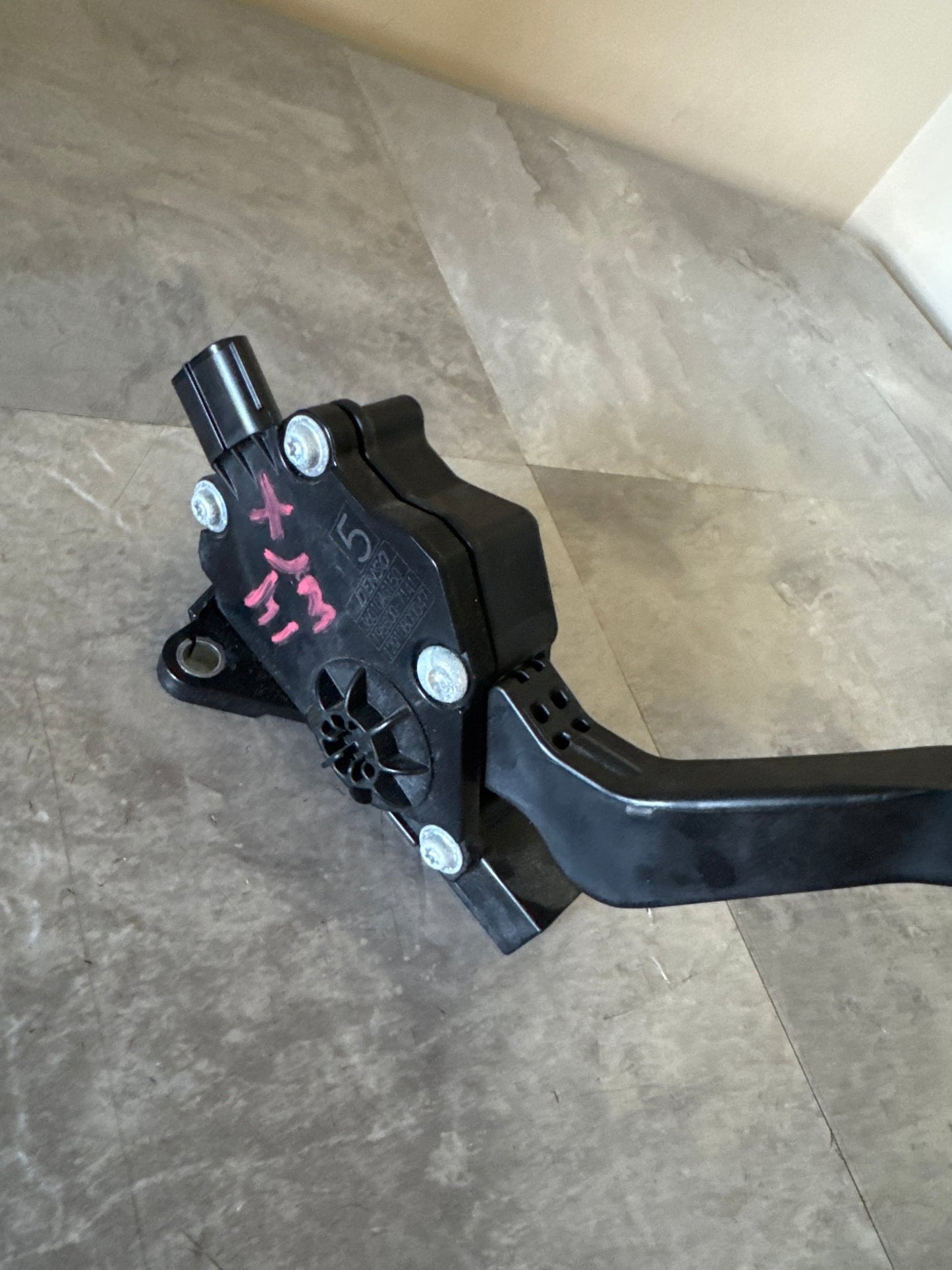 2008-2014 Subaru Impreza WRX STi OEM Pedal Assembly Accelerator (2014 WRX)