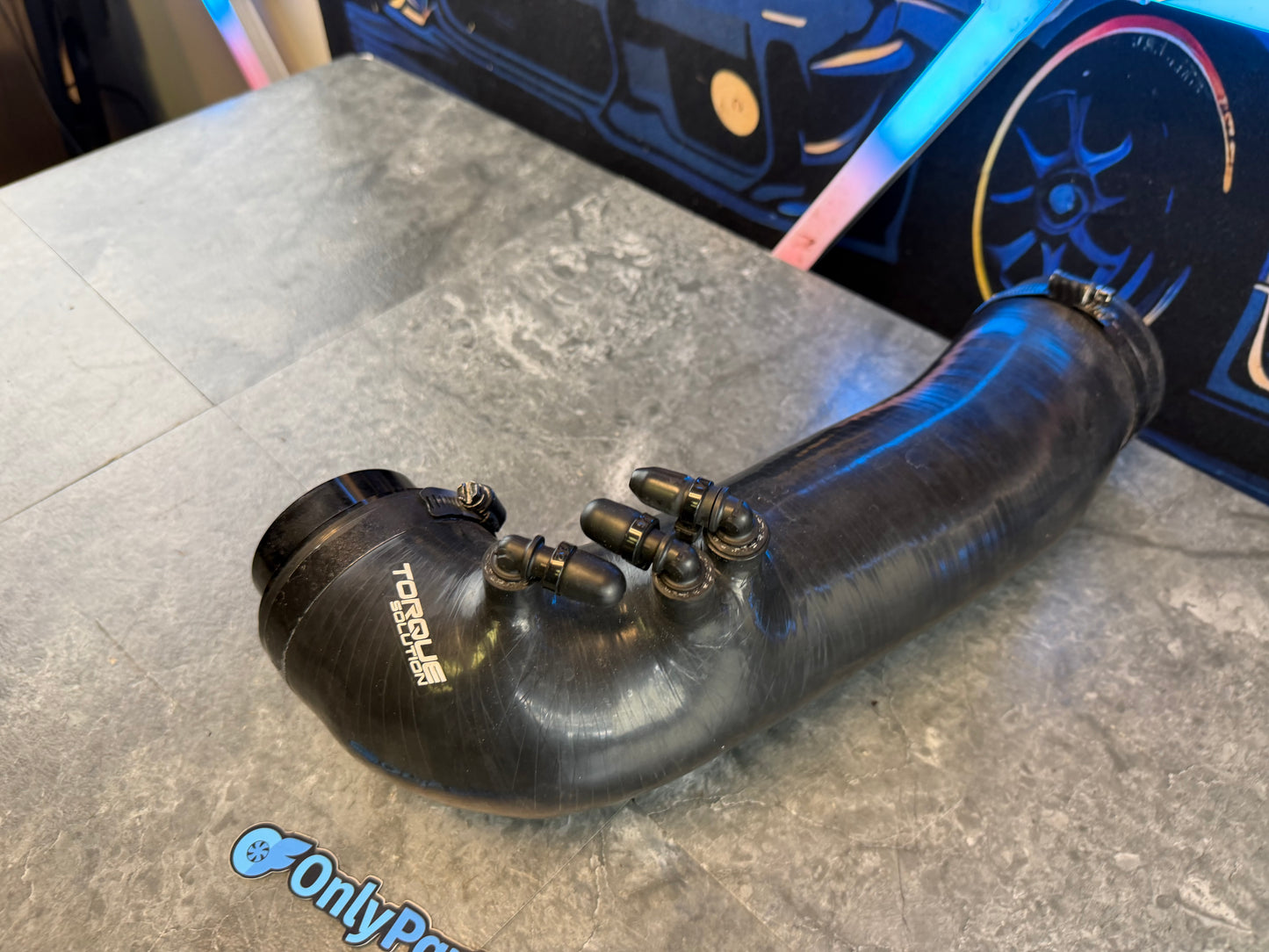 TORQUE SOLUTION 3” silicone inlet SUBARU STi & WRX EJ257 ( for use with blouch 3” turbos )