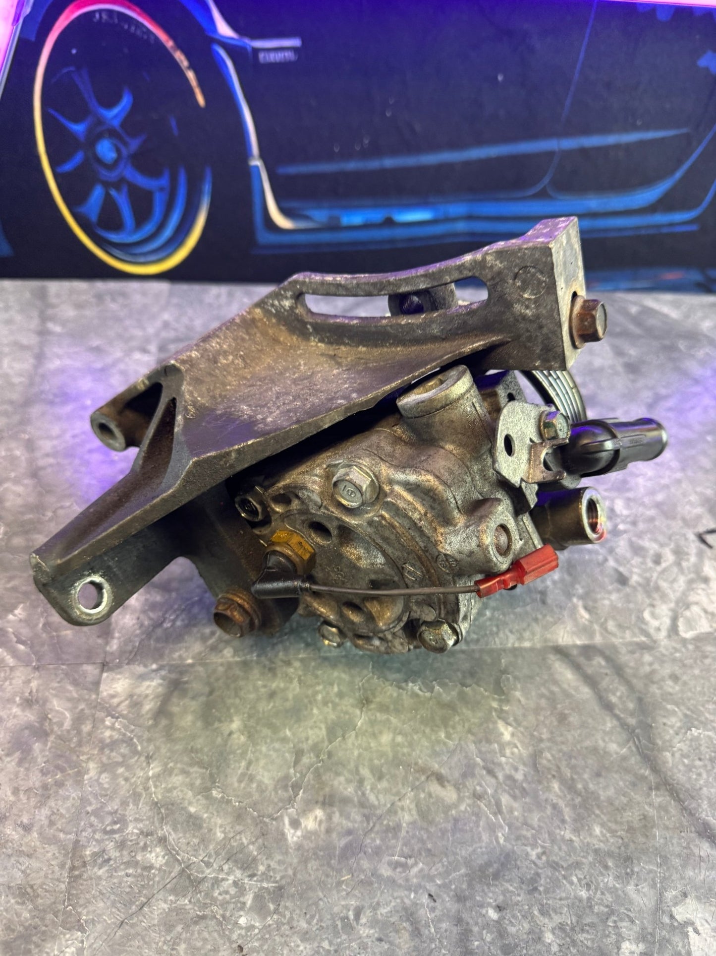 2004-2007 Subaru Impreza WRX STi OEM Power Steering Pump with Mount