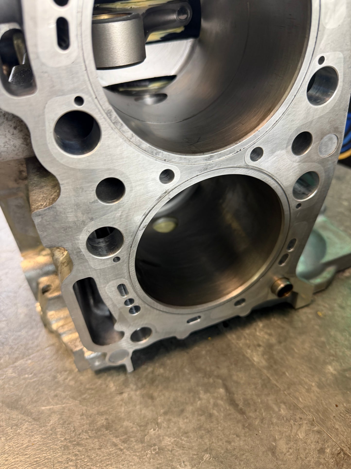 IAG “ Trojan “ EJ257 closed deck built & forged short block engine Subaru STi 1/2” drilled Manley ARP wrx 750 950