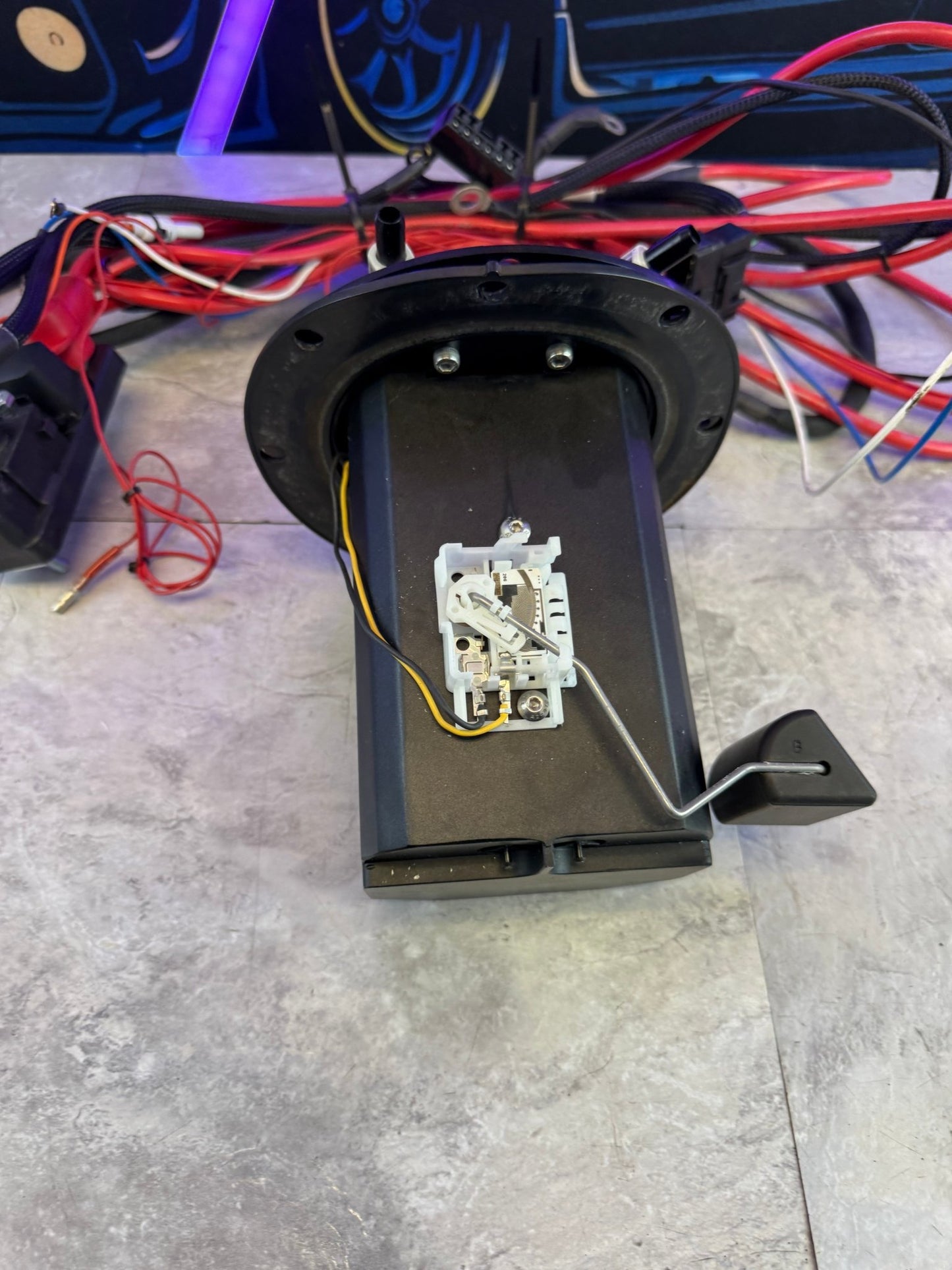 RADIUM engineering fuel pump hanger basket 15-21 Subaru STi w/ walbro 450 pump & I wire wiring kit