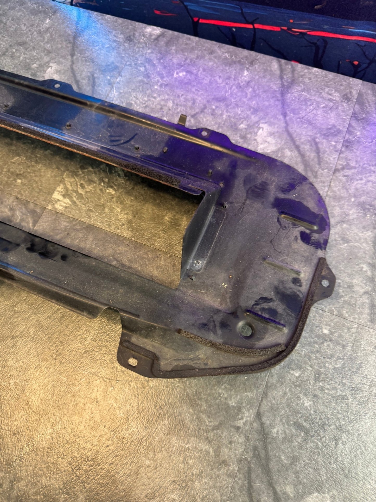 2004-2005 Subaru Impreza WRX OEM Hood Scoop Splitter Assembly