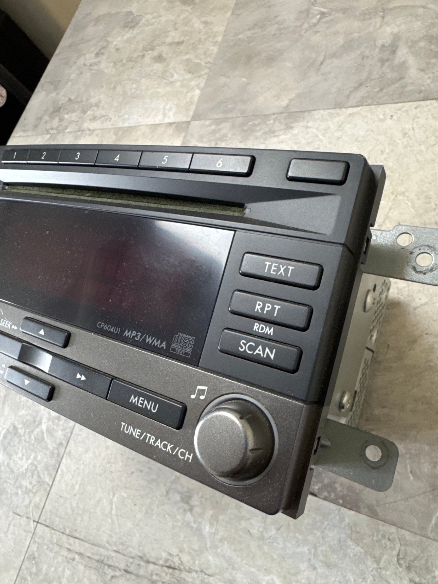 2008-2011 Subaru Impreza  OEM AM FM Radio mp3 CD XM Capability