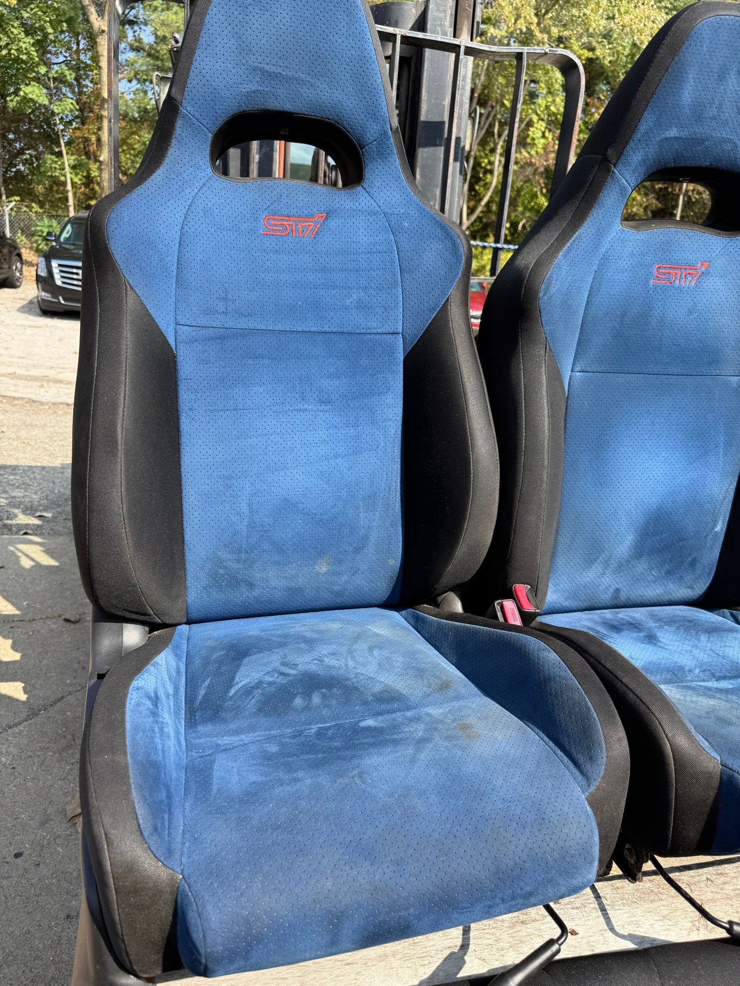 2004 Subaru STi oem alcantara blue front and rear seats 2002-2007 wrx & Impreza