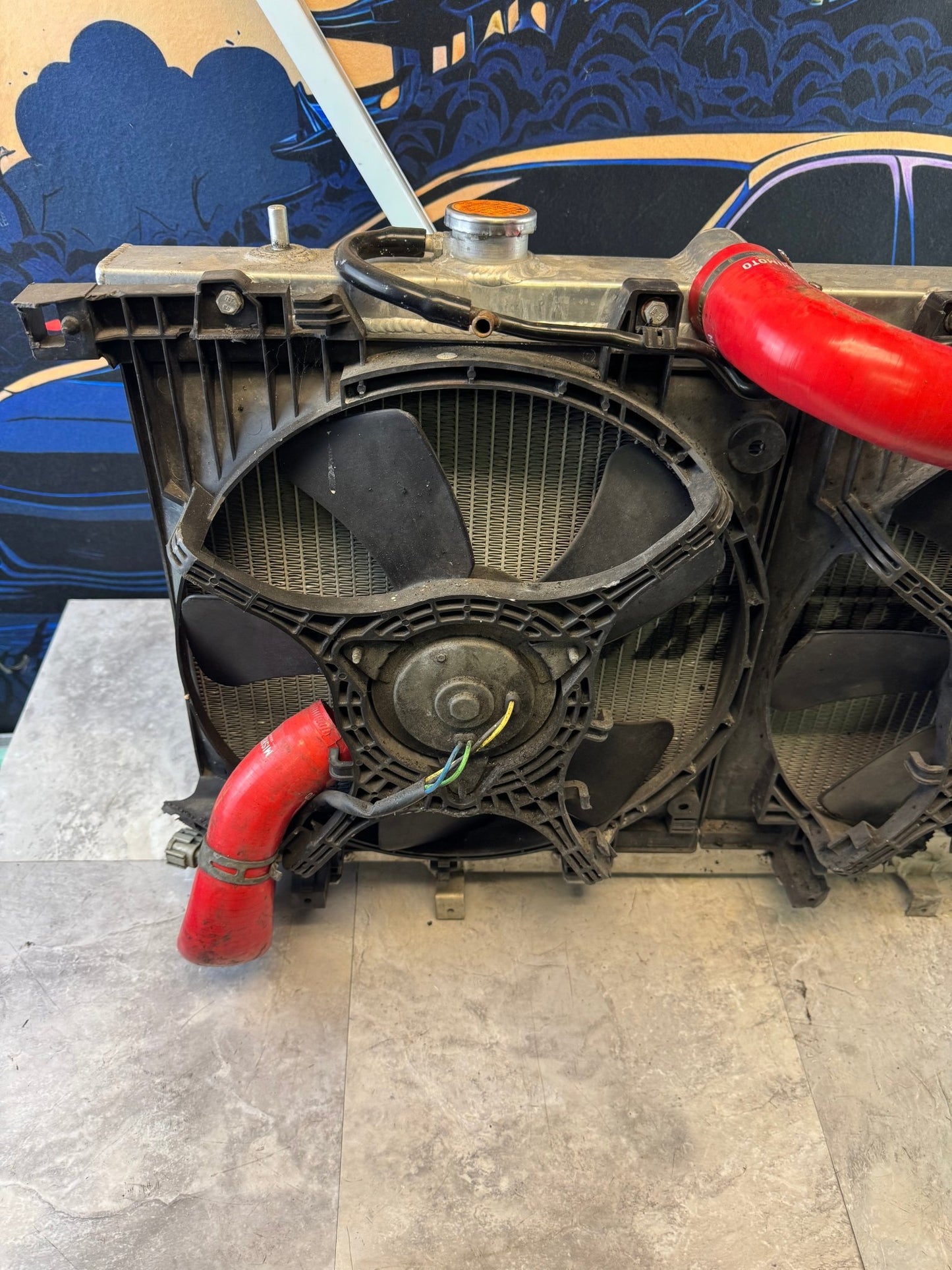 Mishimoto All Aluminum Radiator With Fans And Mishimoto Red Hoses For Subaru 08-14 WRX / 08+ STi