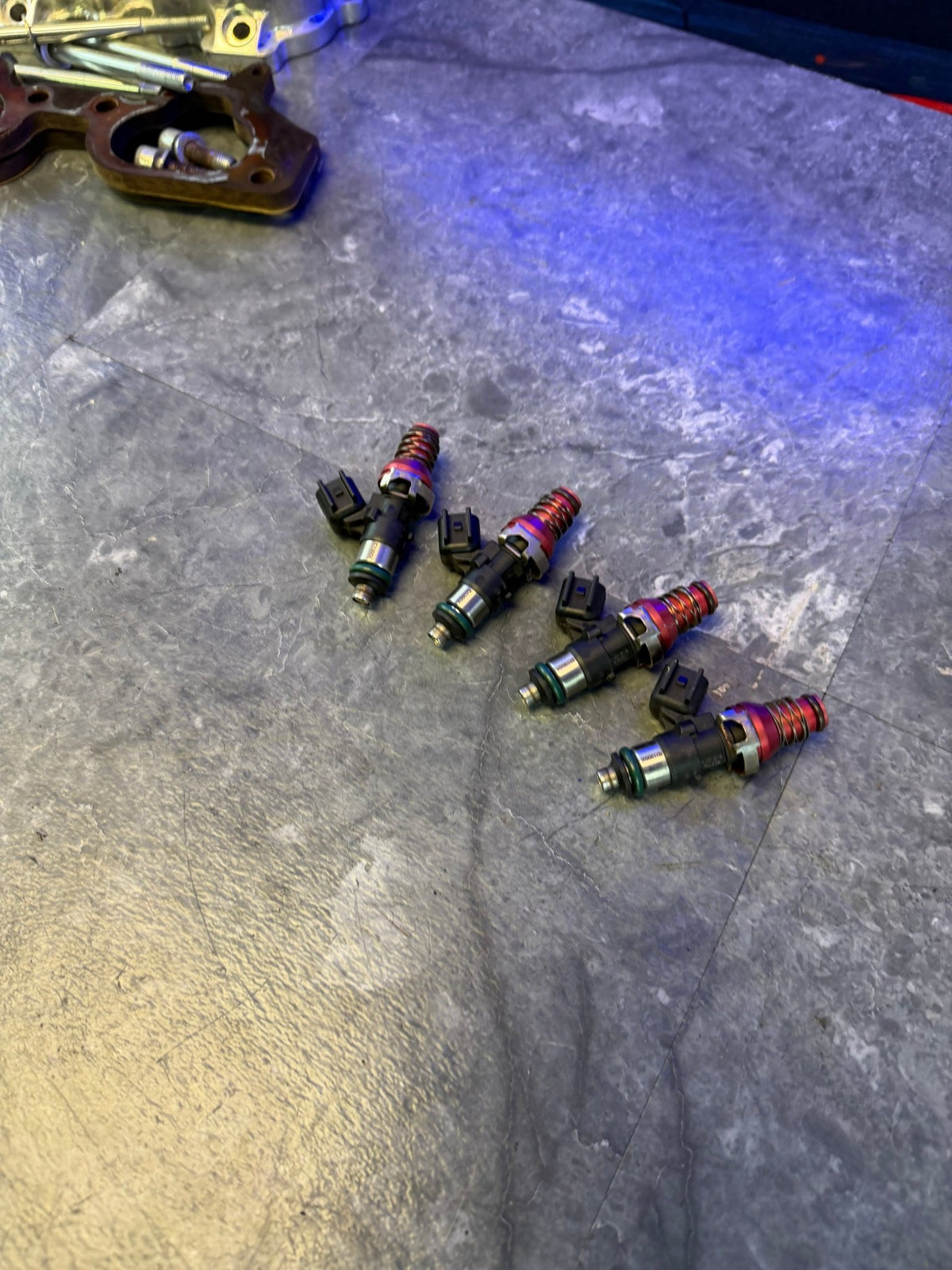 ID injector dynamics 1300 CC top feed injectors Subaru STi & wrx