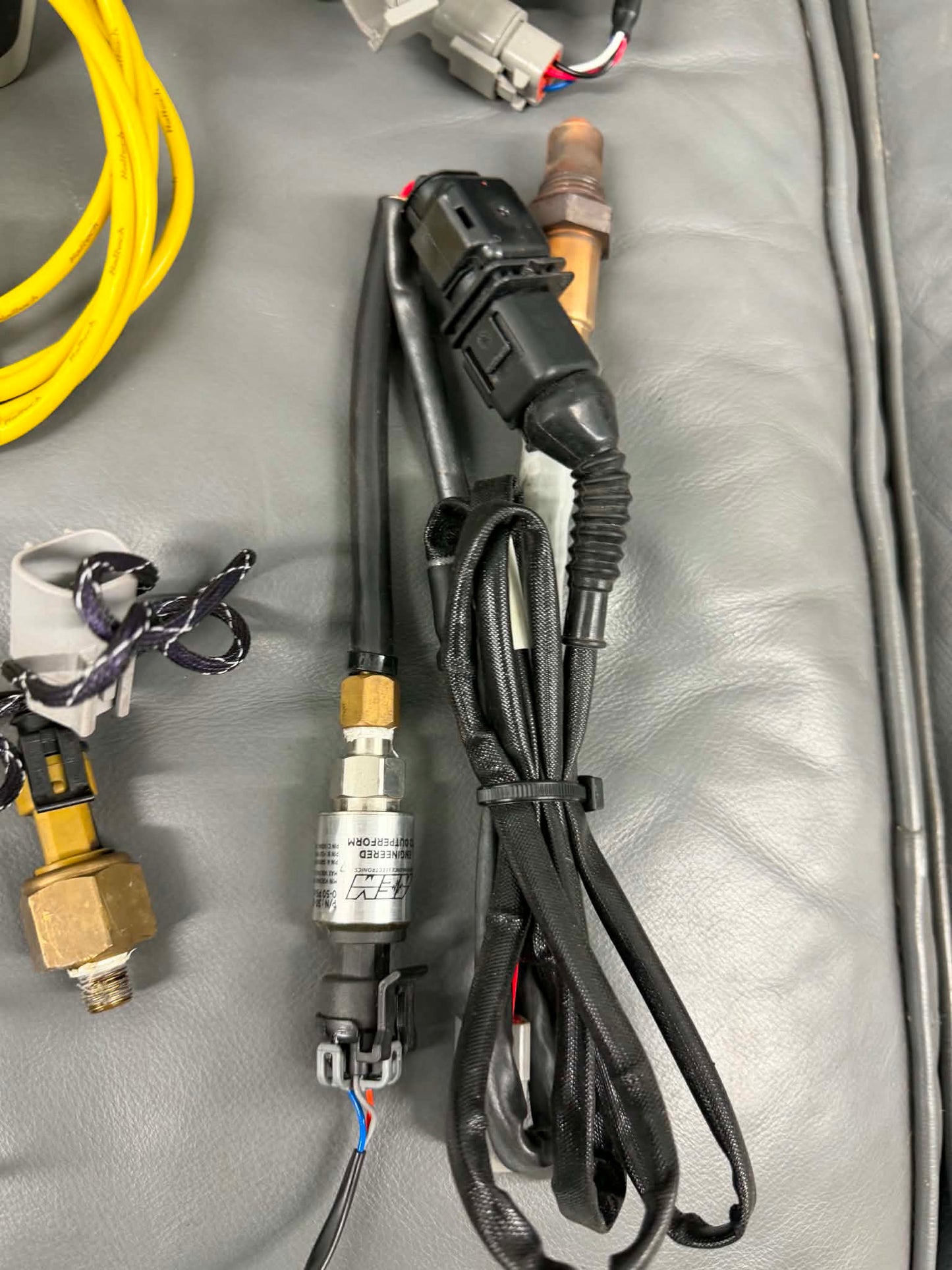 HALTECH elite 2500 stand alone ecu kit VA Subaru STi ej257 w/ WB1 , oil & coolant temp sensors