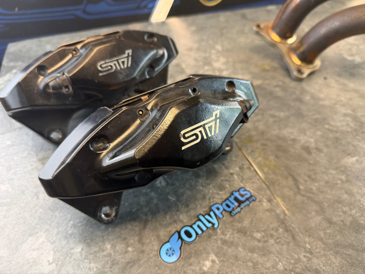OEM Subaru STi rear brembo brakes 2008 - 2017 ( wrx swap ) legit brake calipers