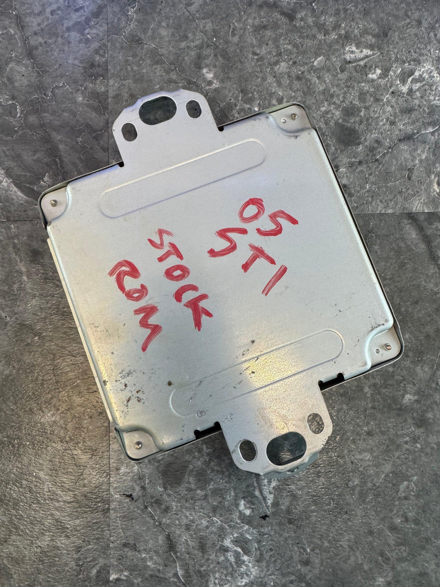 2005 Subaru Impreza WRX STi OEM ECU Engine Computer Module ECM 22611AJ930