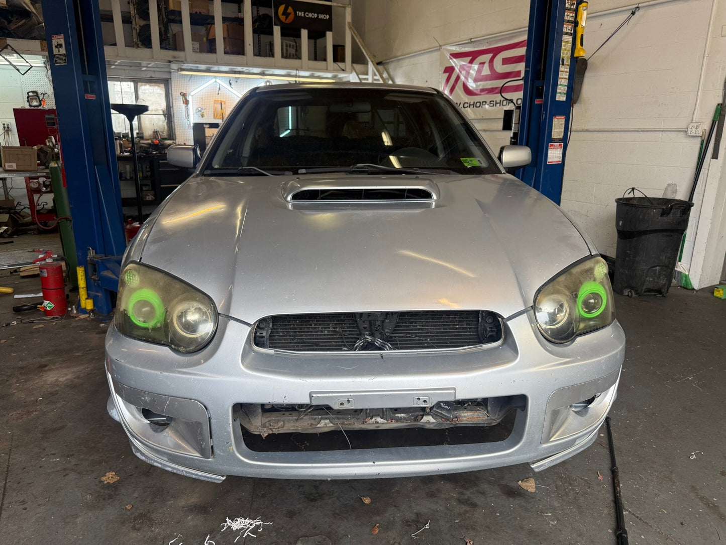 2005 Subaru wrx Sedan PSM platinum silver metallic chassis car shell project