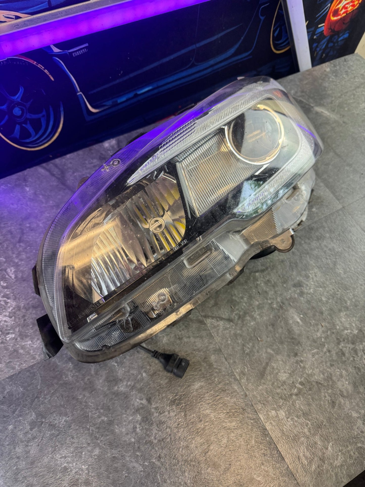 2015-2017 Subaru WRX STi OEM Driver Side Headlight Assembly Damaged For Parts