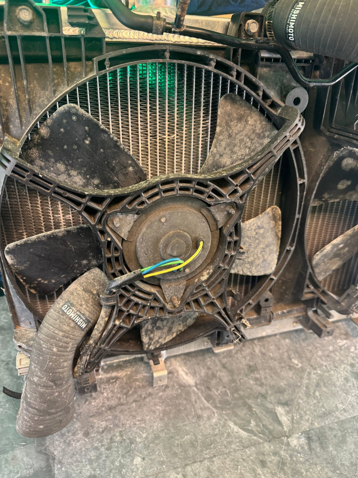2001-2007 Subaru WRX STi Mishimoto All Aluminum Radiator Assembly With Fans And Shroud