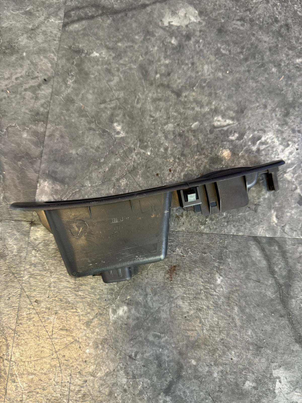 2005-2007 Subaru Impreza WRX STI OEM Rear LH Window Switch Trim