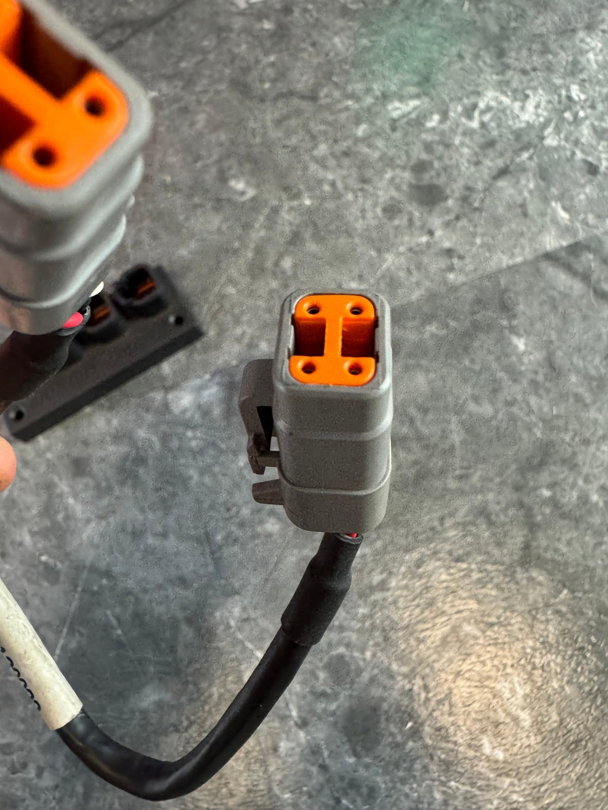 Haltech Elite CAN Hub 4-Port DTM