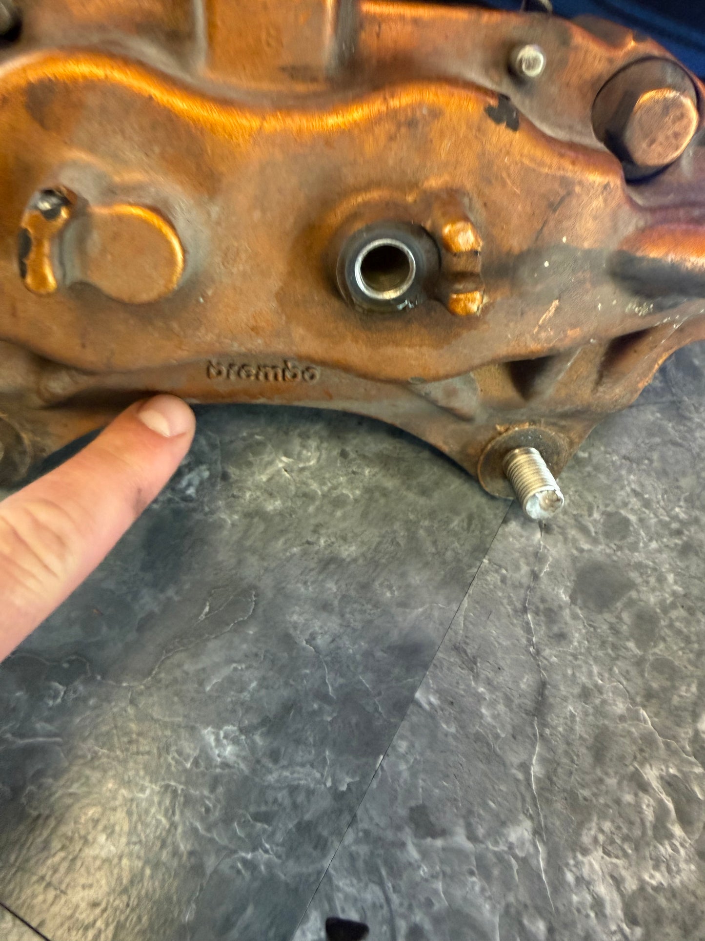 Subaru STi 2004 - 2007 STi oem authentic gold brembo brake calipers ( wrx swap ) NEED REPAIRED