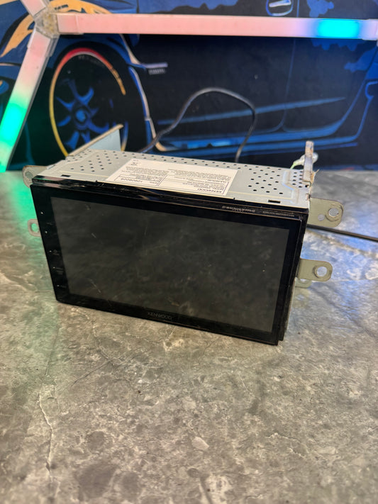 Kenwood DMX5020S Radio Head Unit Double Din Headunit With Subaru Bracket