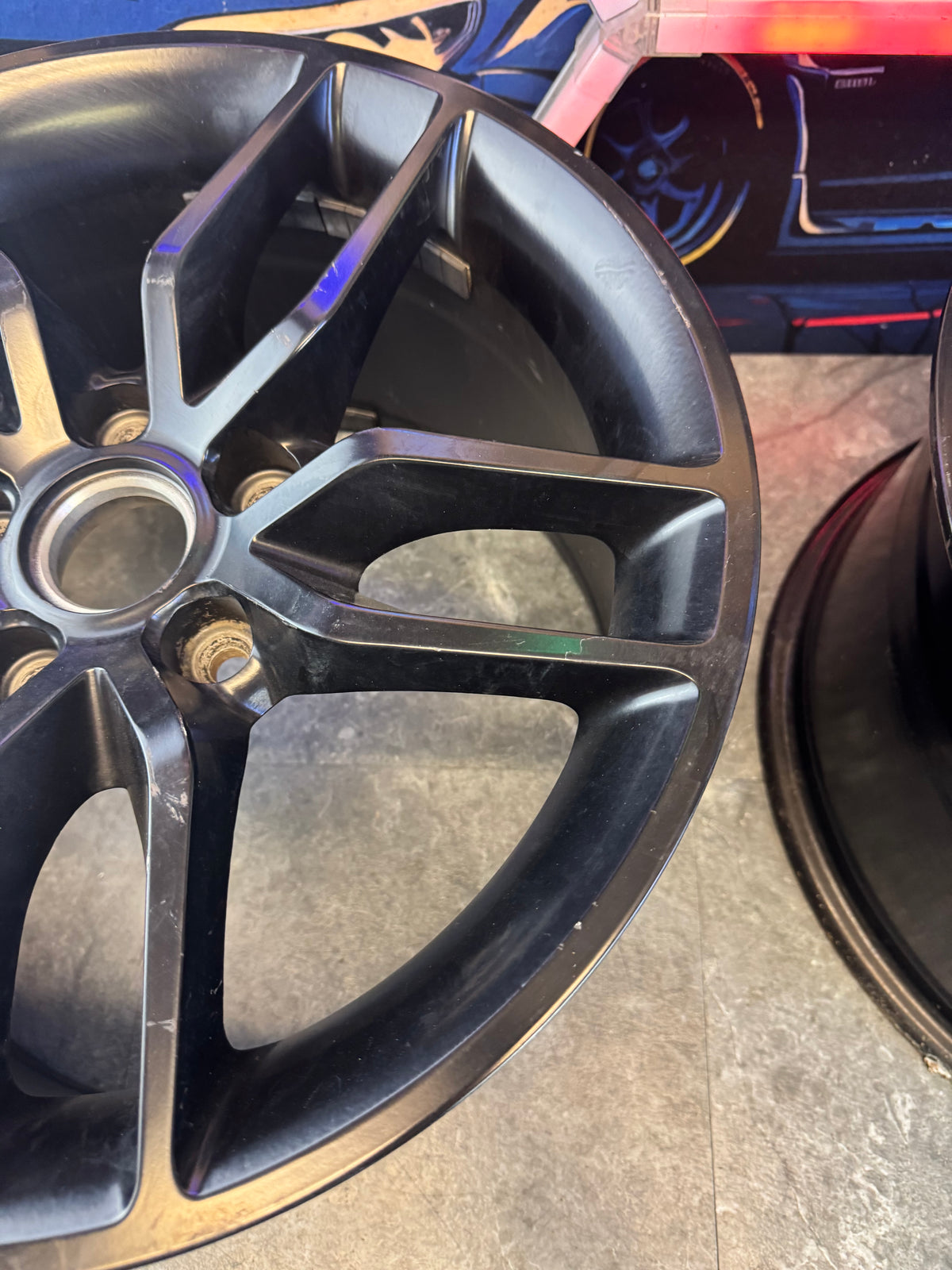 Aftermarket OE CV27 C7 Corvette Stingray Style Wheels Set Of 4 17x9.5 +54 5x120.65