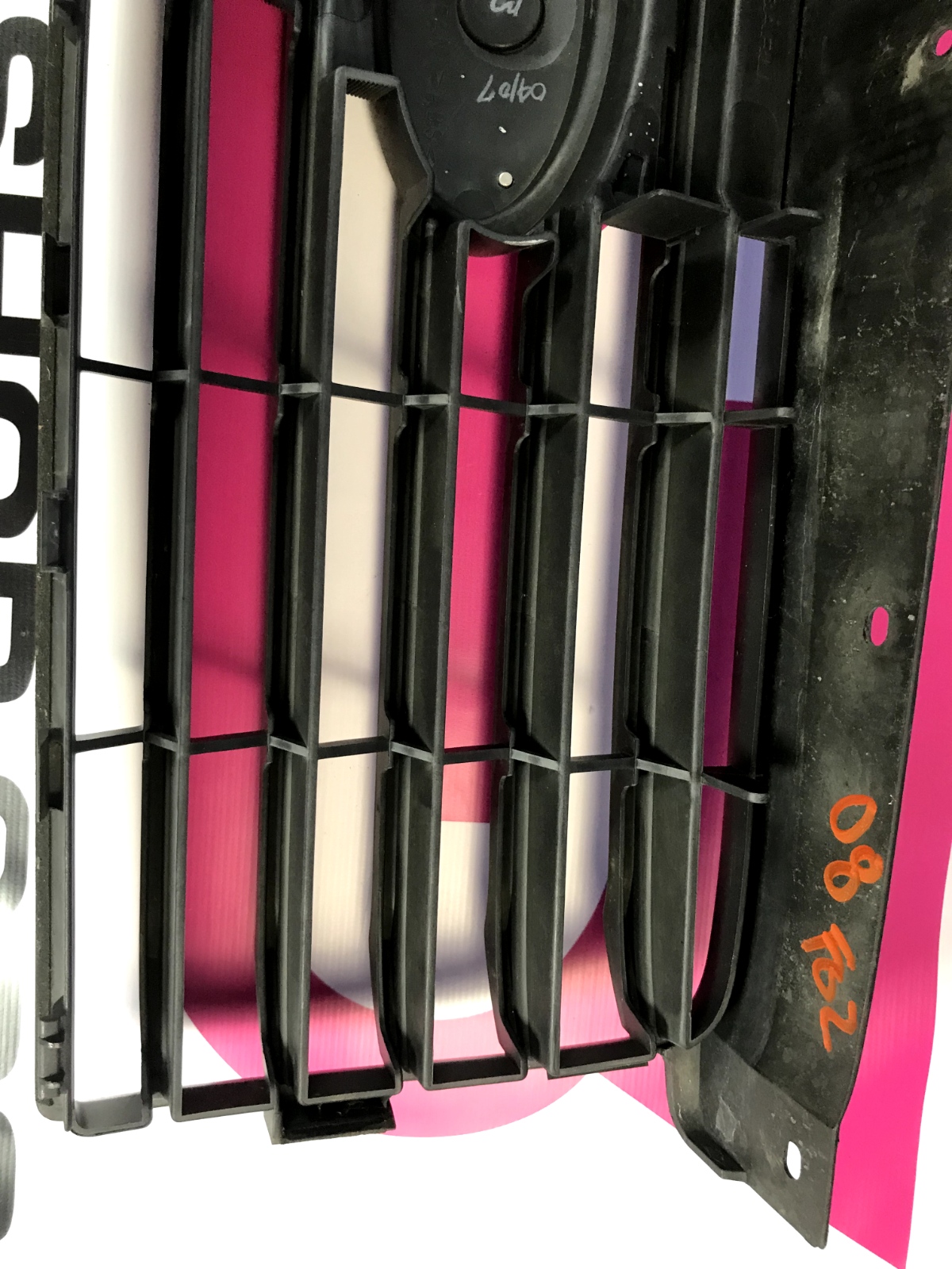 2006-2008 Subaru Forester Front Grille Assembly Suabaru Emblem