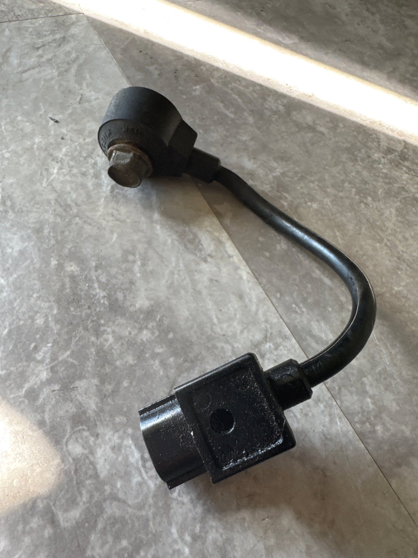 2002-2005 Subaru Impreza WRX Knock OEM Sensor (2)