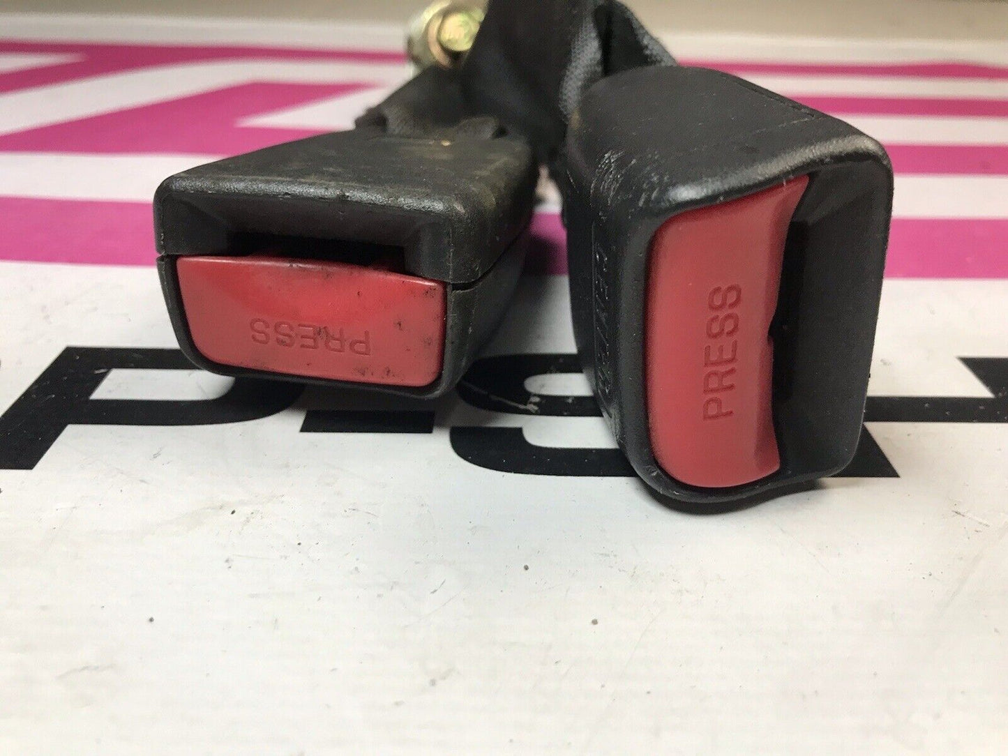 OEM Rear Center Seat Belt Buckle Assembly 02-07 Subaru Impreza/WRX/STi