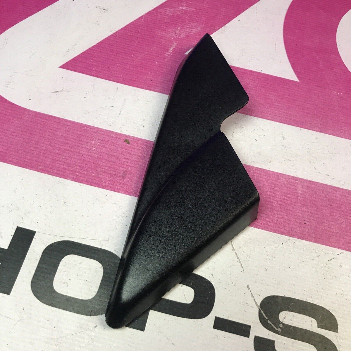 2002-2007 Subaru Impreza WRX STi Pass Side Mirror Cover Trim RH Left Cap Bolt Door