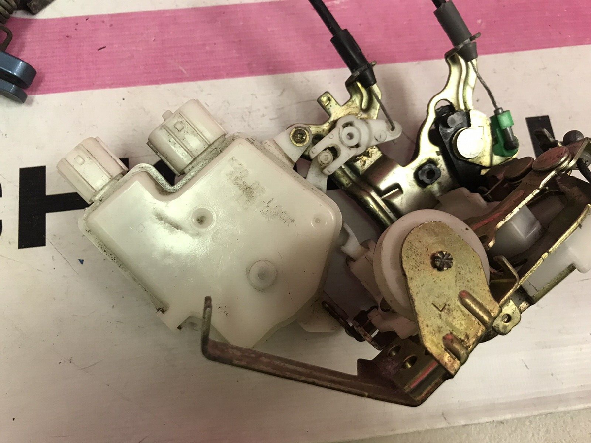 2005-2009 Subaru Outback Legacy LH OEM Driver Exterior Door Handle Assembly Actuator