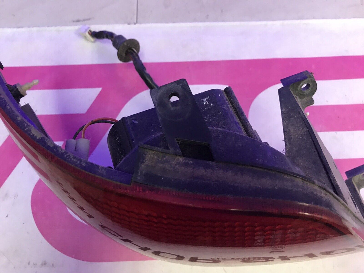 2002-2003 Subaru Impreza WRX Wagon OEM LH Driver Side Tail Light Assembly