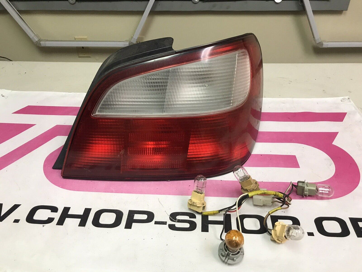 2002-2003 Subaru Impreza WRX RH OEM Side Tail Light Assembly Sedan