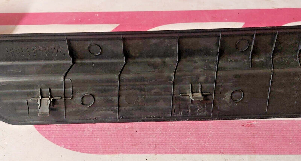 2002-2007 Subaru Impreza WRX STi OEM RH Door Sill Trim Panel Scuff