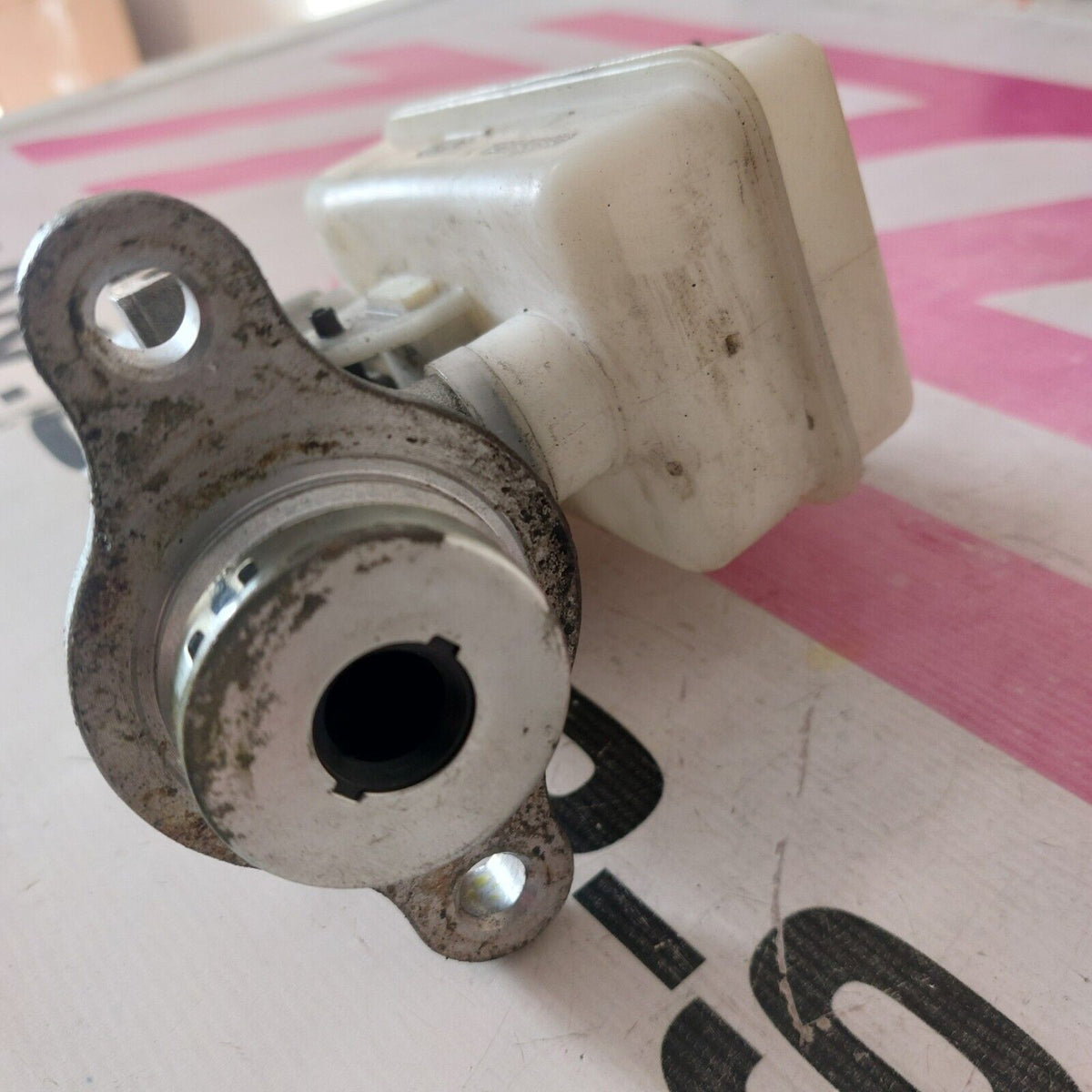 2002-2007 Subaru Impreza WRX Brake OEM Master Cylinder Reservoir